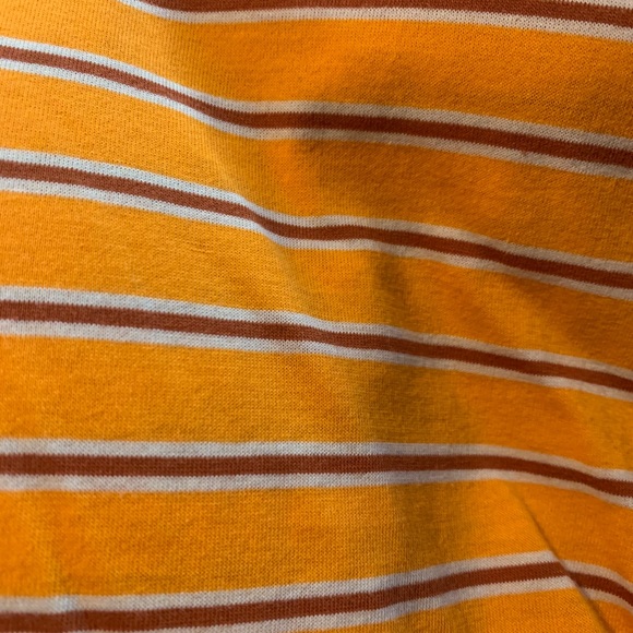 Cropped Long-sleeve - Picture 2 of 2